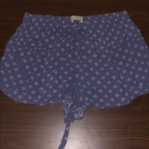Abercrombie flowy shorts